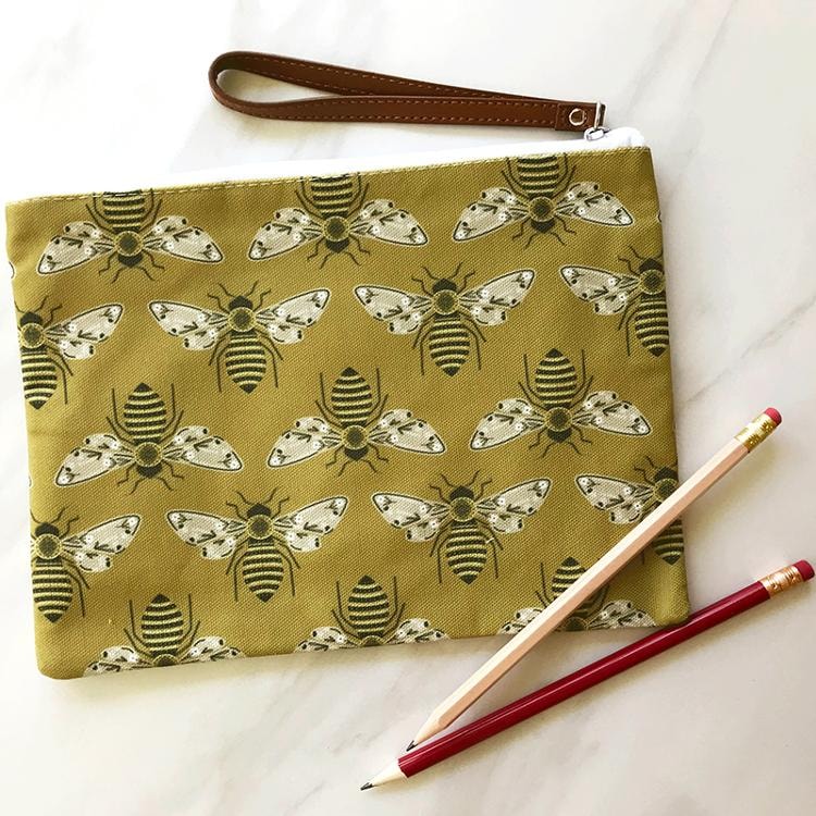 Bee Garden Pouch - Busy Bee