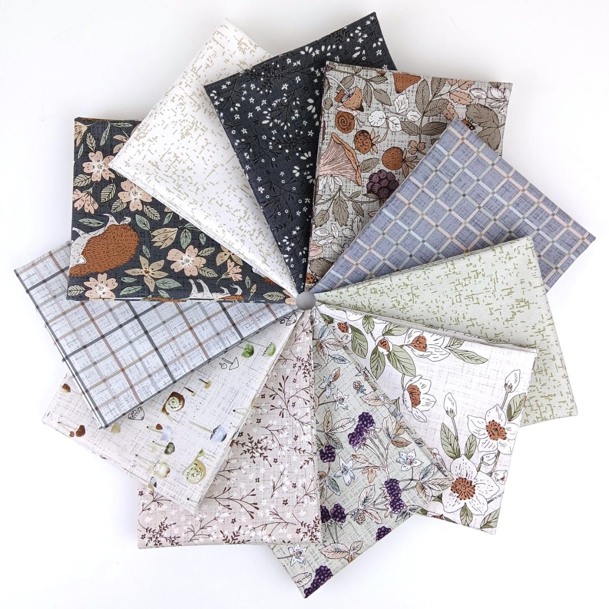 Grassland Fat Quarter Bundle | Bernadett Urbanovics | 11 FQs