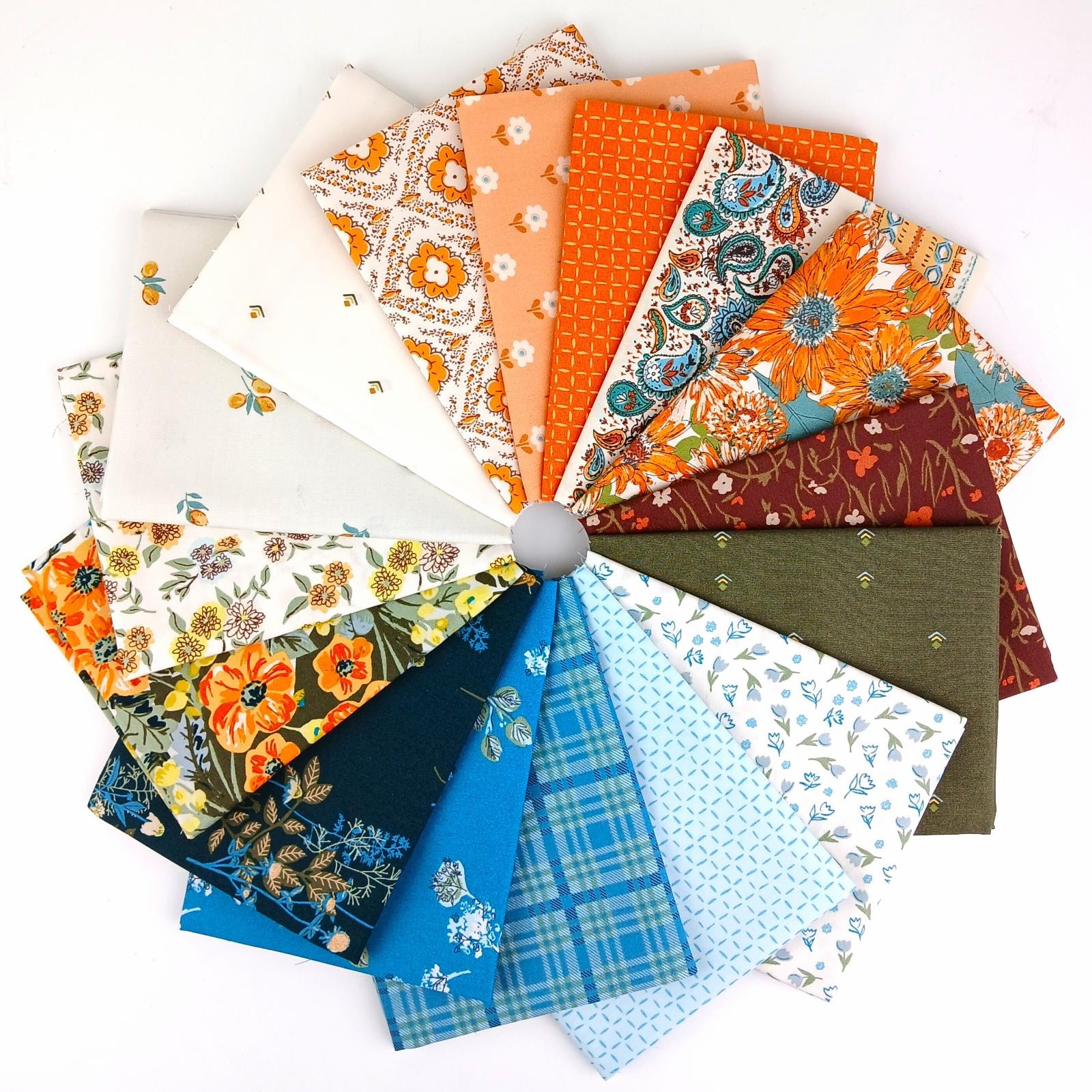 Heirloom Fat Quarter Bundle | Sharon Holland | 16 FQs Heirloom Fat Quarter Bundle | Sharon Holland | 16 FQs
