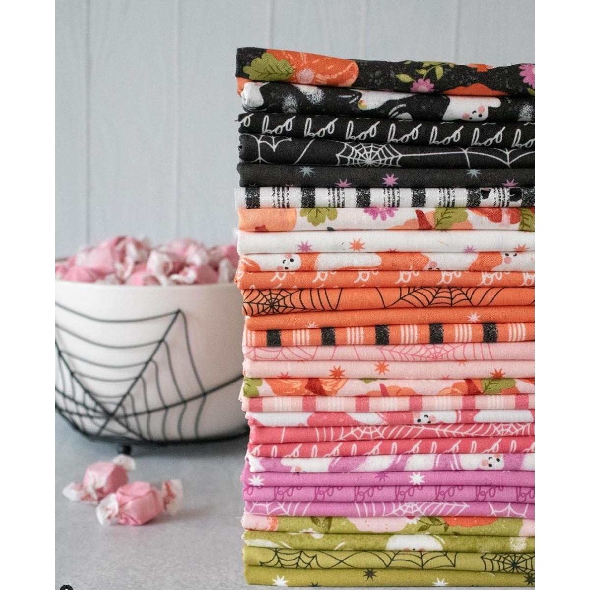 Hey Boo Fat Quarter Bundle | Lella Boutique | 30 SKUs