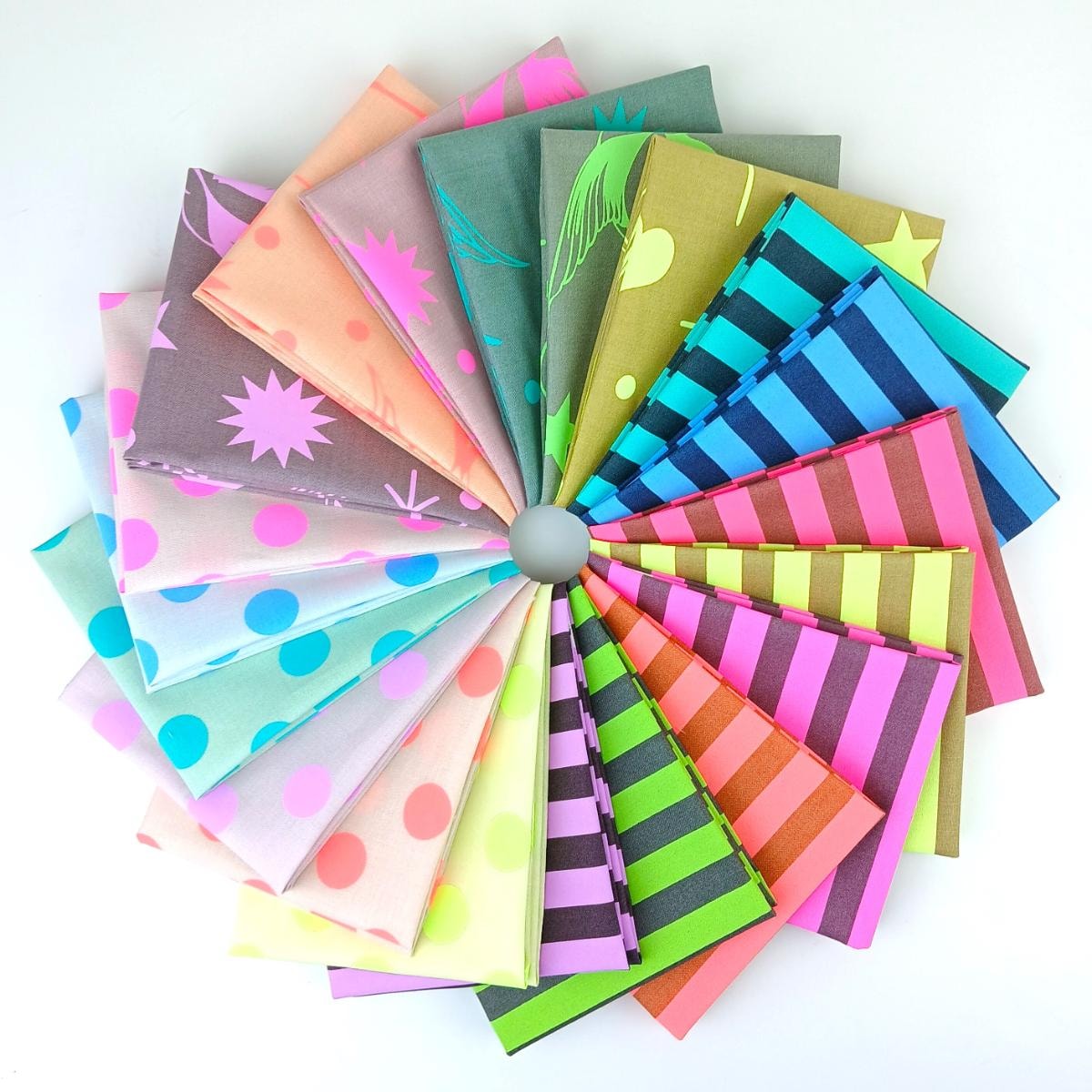 Neon True Colors Fat Quarter Bundle | Tula Pink | 20 FQs