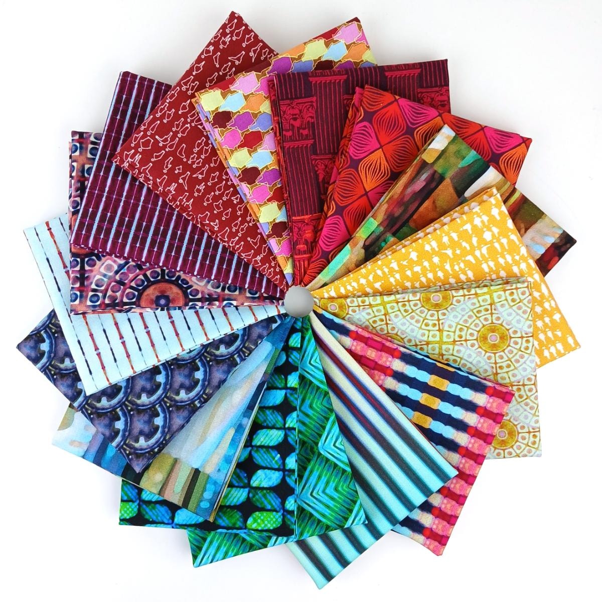 William Reue Designer Fat Quarter Bundle | 16 FQs